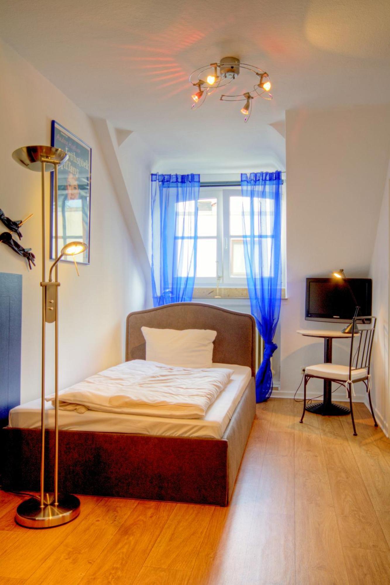 Hotel Zum Goldenen Stern Pruem Room photo